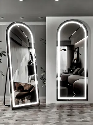 Glamorous LED Standing Mirror Glamorous LED Standing Mirror