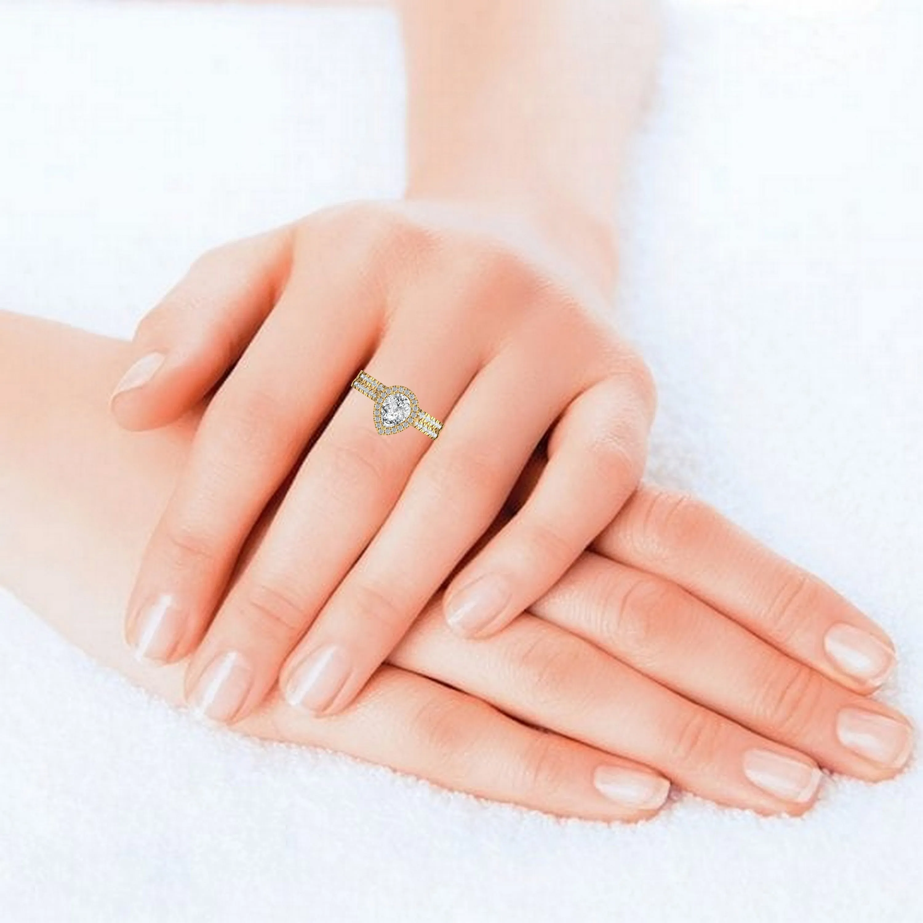 Glamorous Pear Shape Diamond Ring