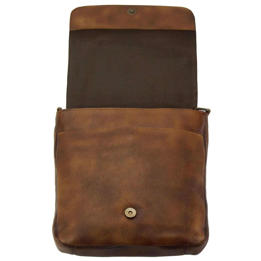 Igor Messenger Flap leather bag