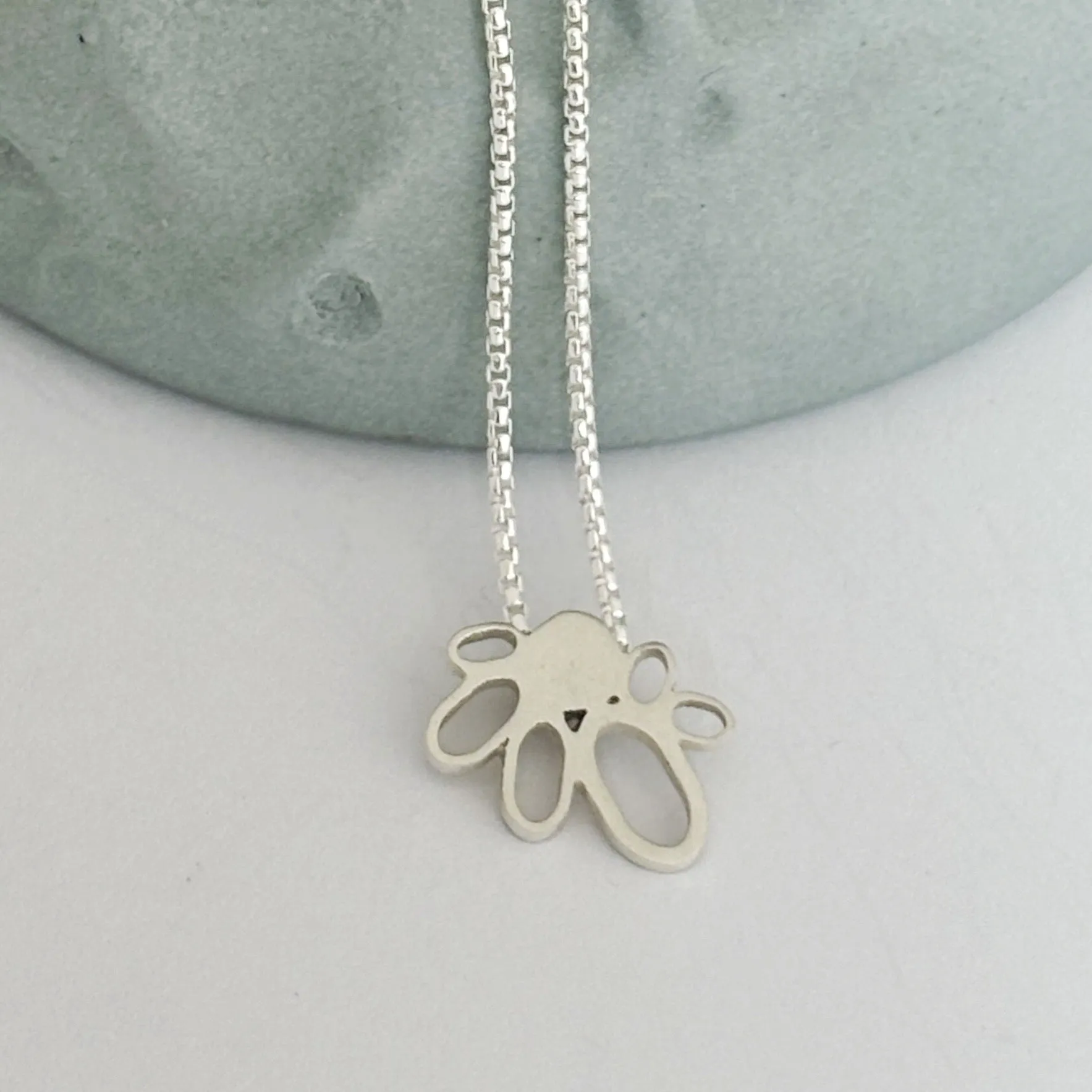 Large spring bud necklace
