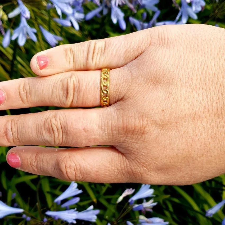 Linked chains adjustable ring