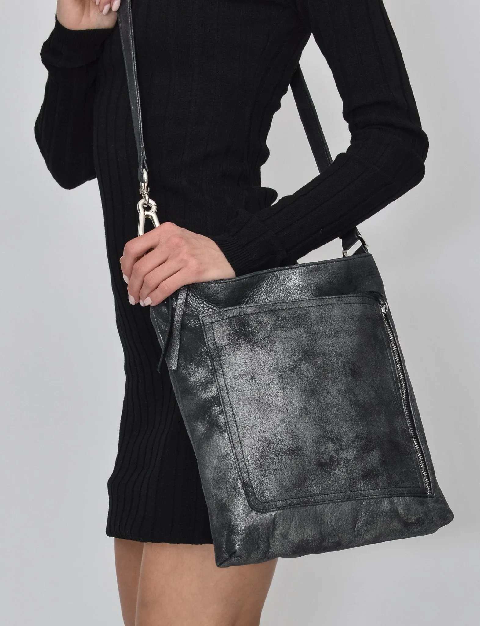 RILEY Navy Studded