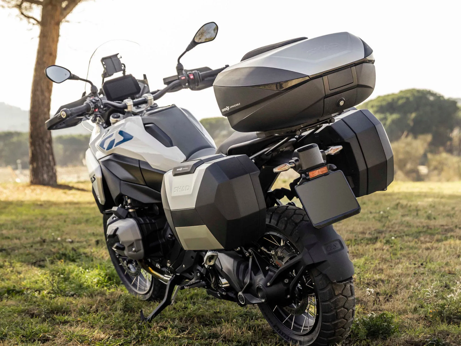 SHAD SH38X Expandable Aluminium Panniers