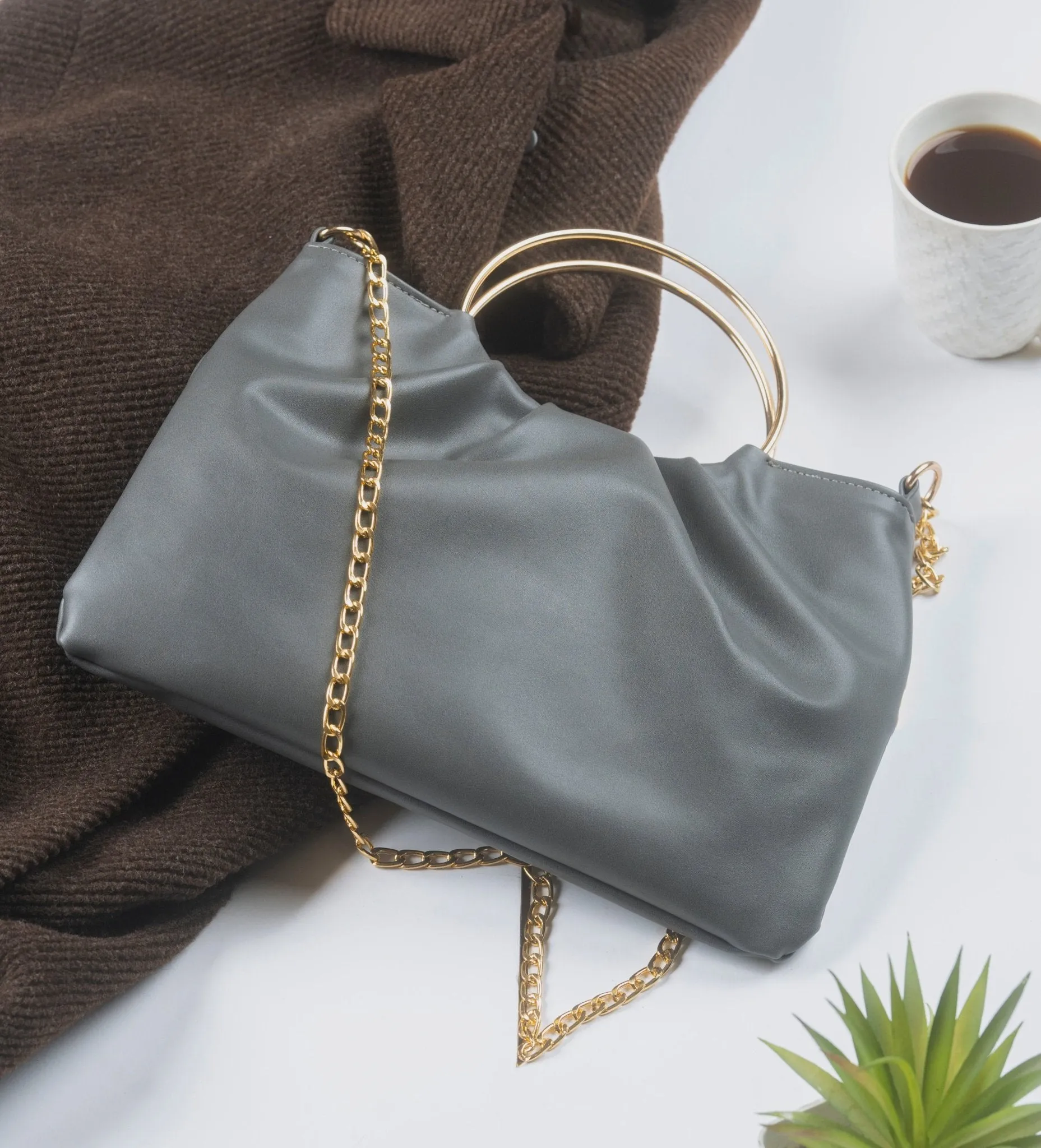 Top Ring Bag With Chain
