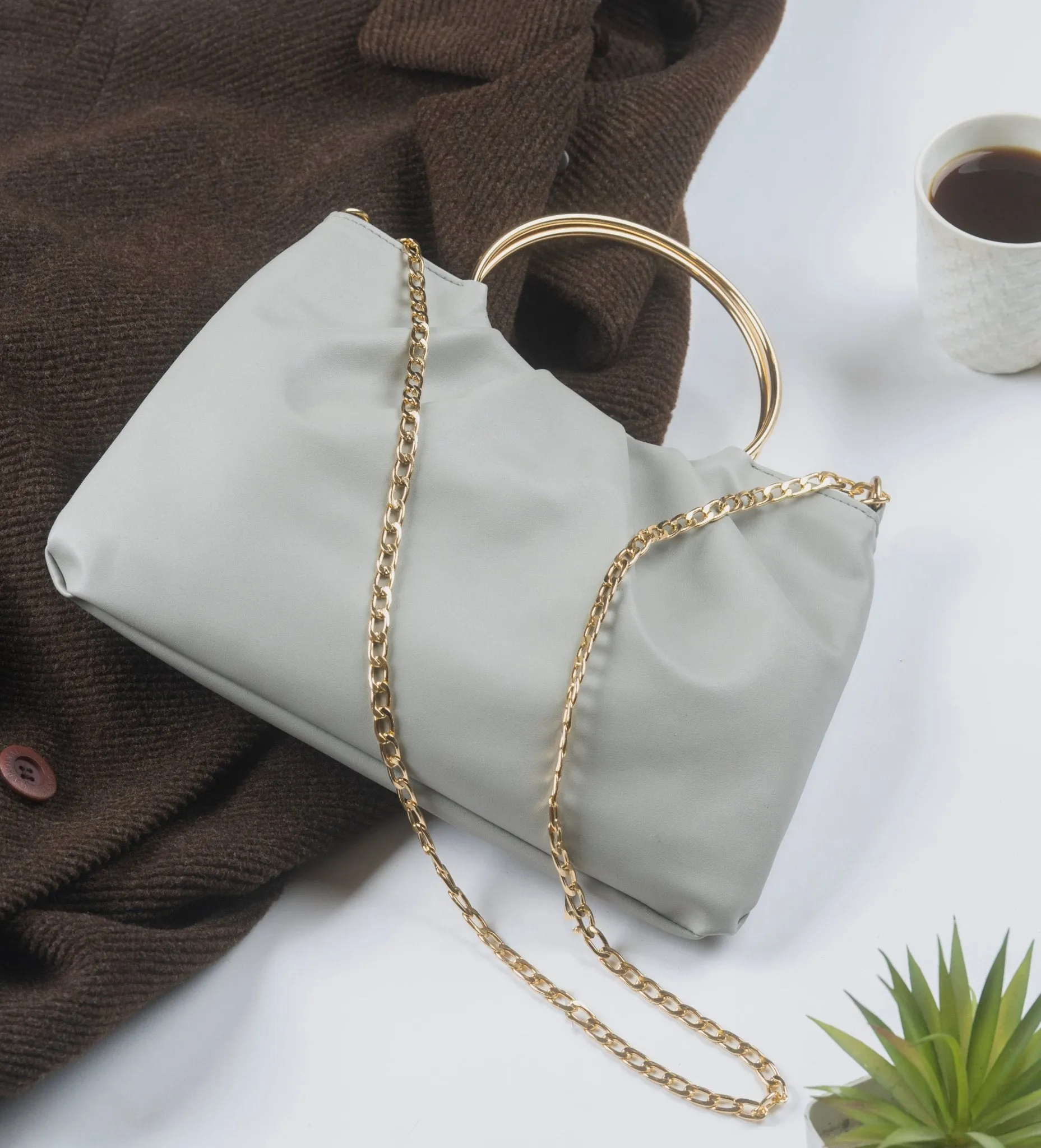 Top Ring Bag With Chain